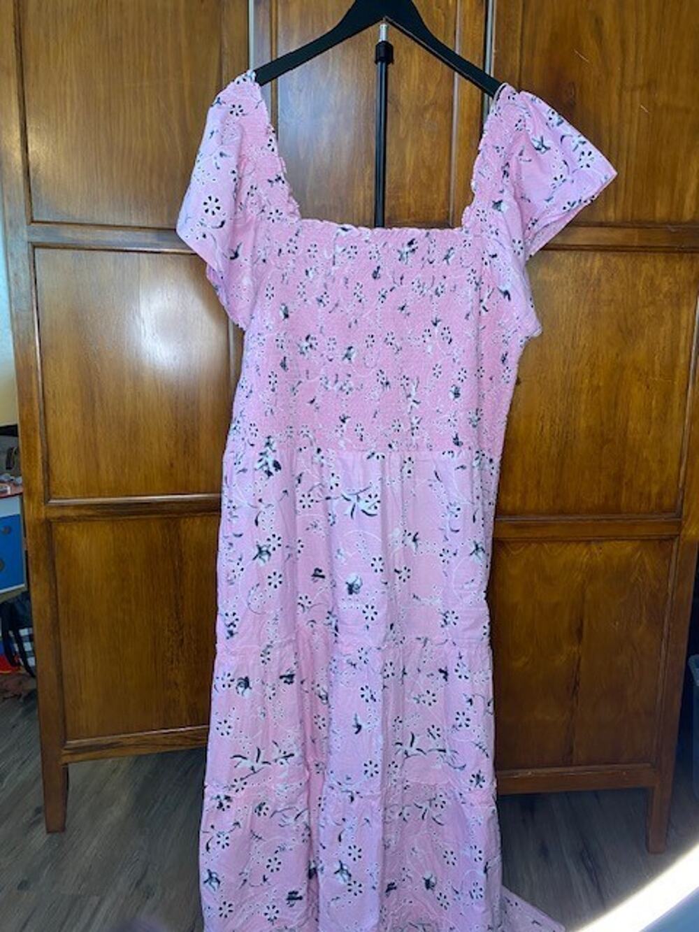 The Golden Glove Clothing Women's 3X Pink Floral Maxi Dress Smocked Tiered Cotto